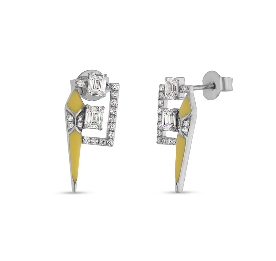 Женские серьги-гвоздики из белого золота с двойным изумрудным бриллиантом и заостренной желтой эмалью