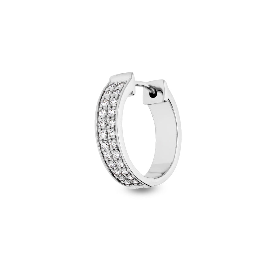 Серьги-кольца из белого золота с круглыми натуральными бриллиантами и паве 