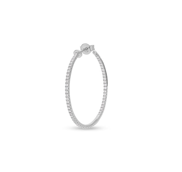Серьги-кольца из белого золота с бриллиантом круглой огранки и закрепкой зубцов 