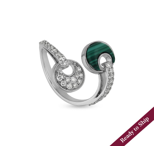 Повседневное кольцо из белого золота двойной кольцевой формы с открытым ремешком из зеленого малахита 