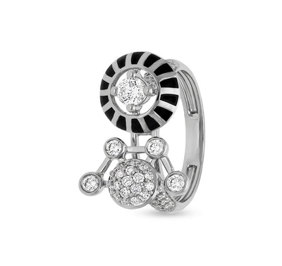 Коктейльное кольцо из белого золота с черной эмалью и круглым натуральным бриллиантом 