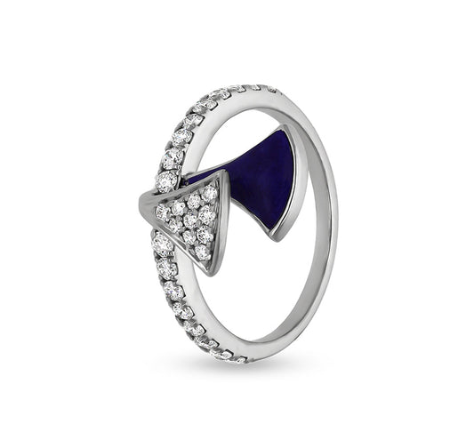 Повседневное кольцо из белого золота с темно-синим лазуритом и круглым натуральным бриллиантом 