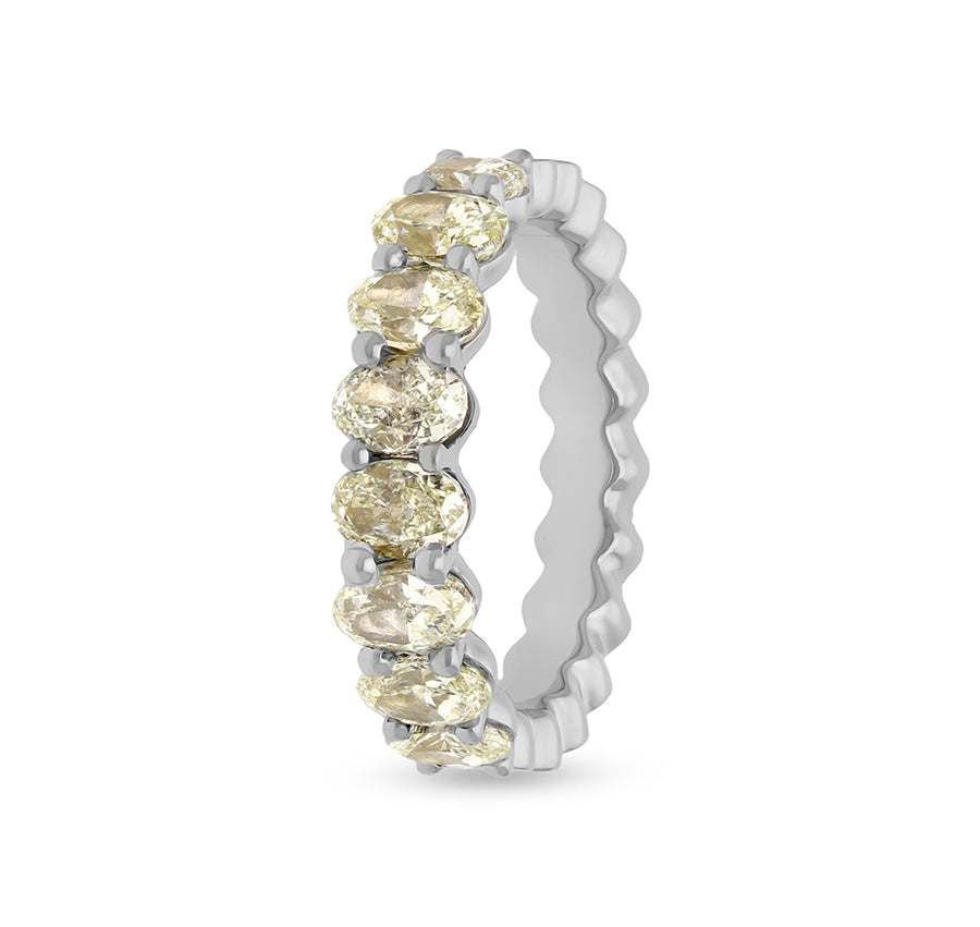 Женский браслет из белого золота с бриллиантом овальной формы и зубцом в комплекте 