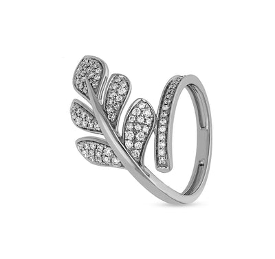 Коктейльное кольцо из белого золота с круглыми натуральными бриллиантами и паве «Листья акации» 